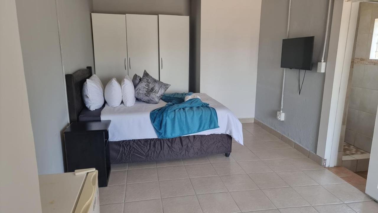 Stay At Home Airport Lodge Kempton Park Luaran gambar