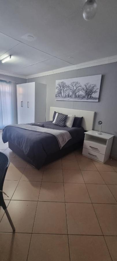 Stay At Home Airport Lodge Kempton Park Luaran gambar