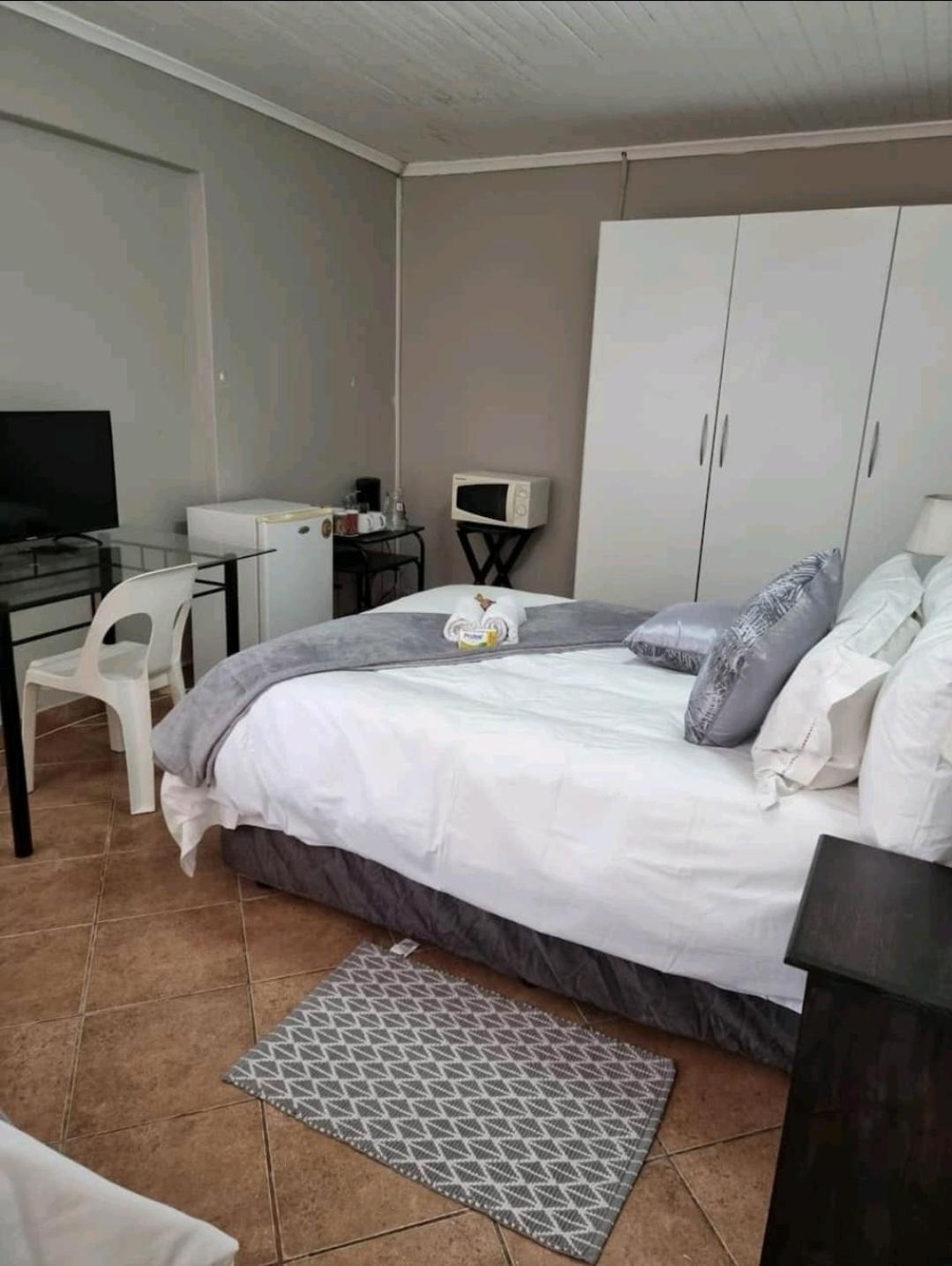 Stay At Home Airport Lodge Kempton Park Bilik gambar